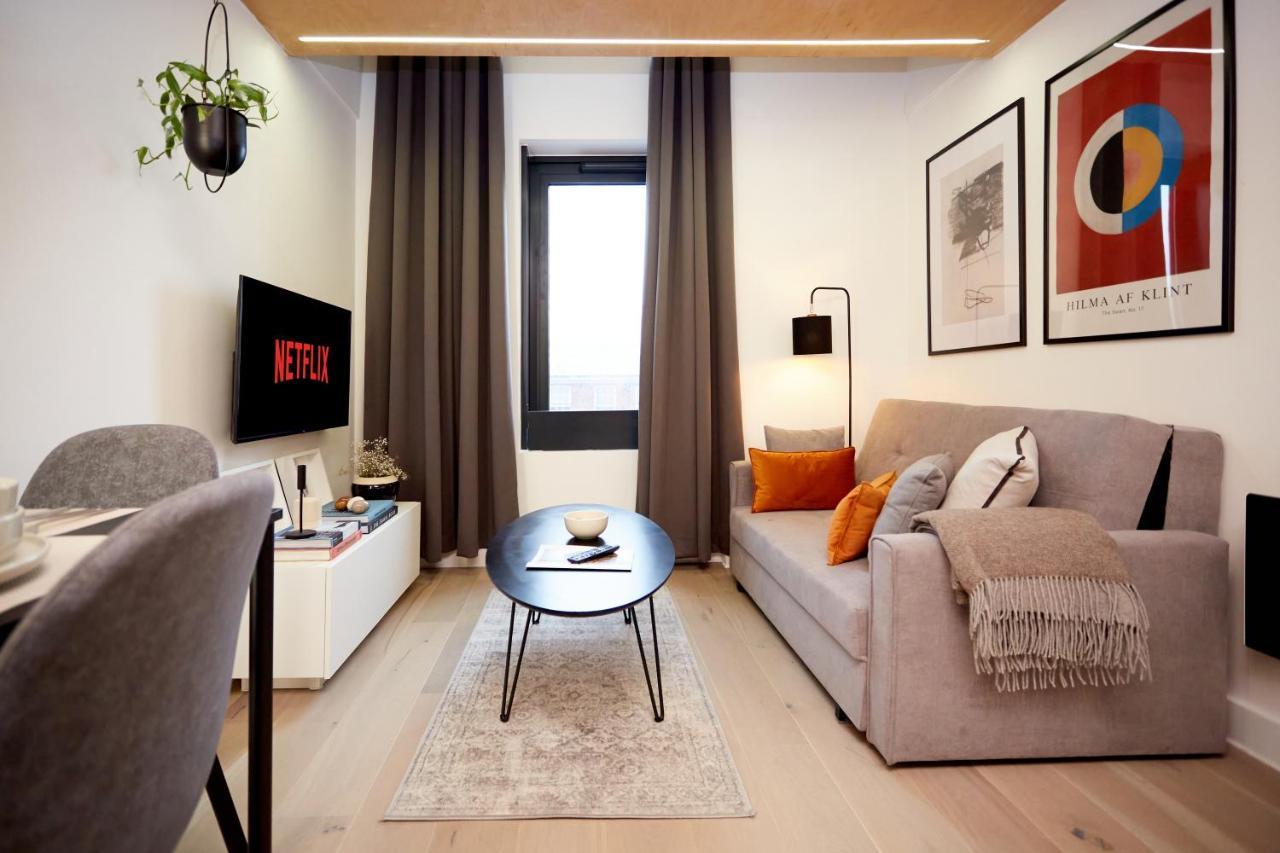 Luxury New Built Split-Level Flat With Rooftop Gardens Access Manchester Exterior foto